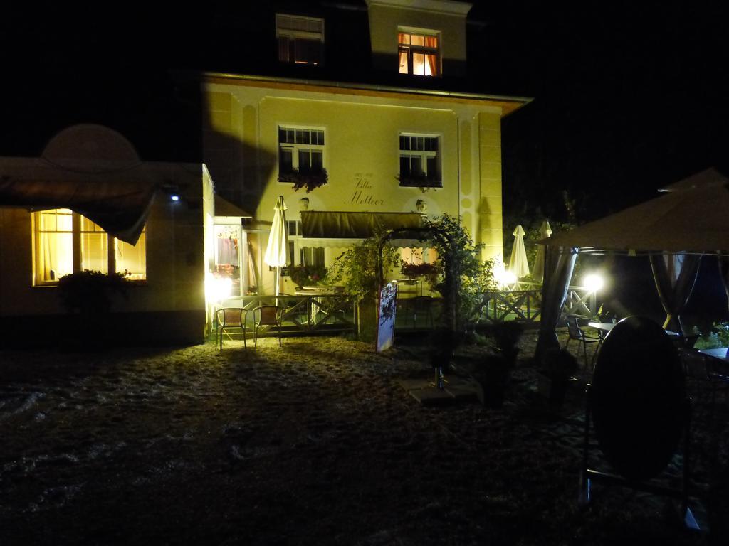 Villa Meteor マリアーンスケー・ラーズニェ エクステリア 写真